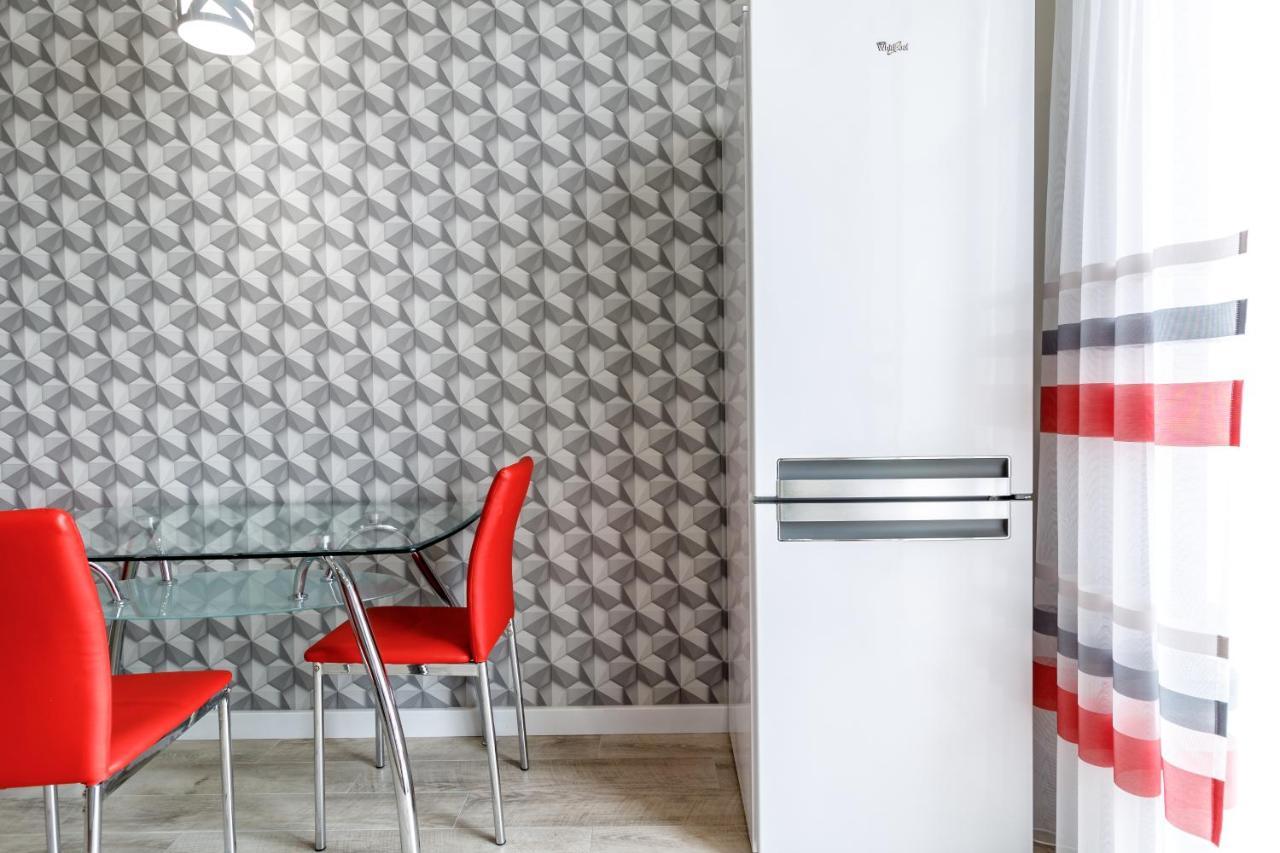 Inshiapartments On Liberty Avenue Львов Экстерьер фото